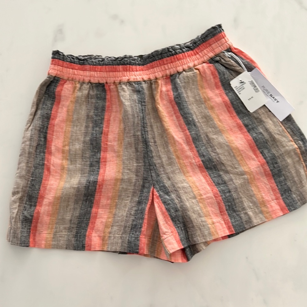 NWT Pure Navy 100% Linen Vida Strip shorts. Size XS. Side pockets, elastic waist